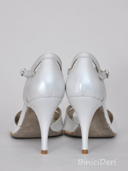Bridal shoe - White tango butterfly
